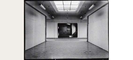 A killtterem, f.f., 200300 cm, 1993 La salle d'expositions, preuve noir et blanc, 200300 cm, 1993